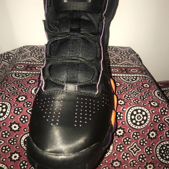 Air Max Barkley (GS) Boys Basketball shoes - Picture 2 of 8